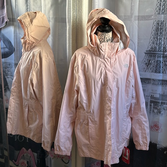 The North Face Jackets & Blazers - NWT The North Face Urban Explorer Resolve Parka II